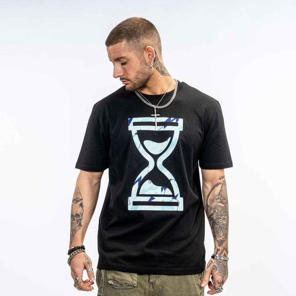 Skateboard t-shirt with blue camo hourglass design