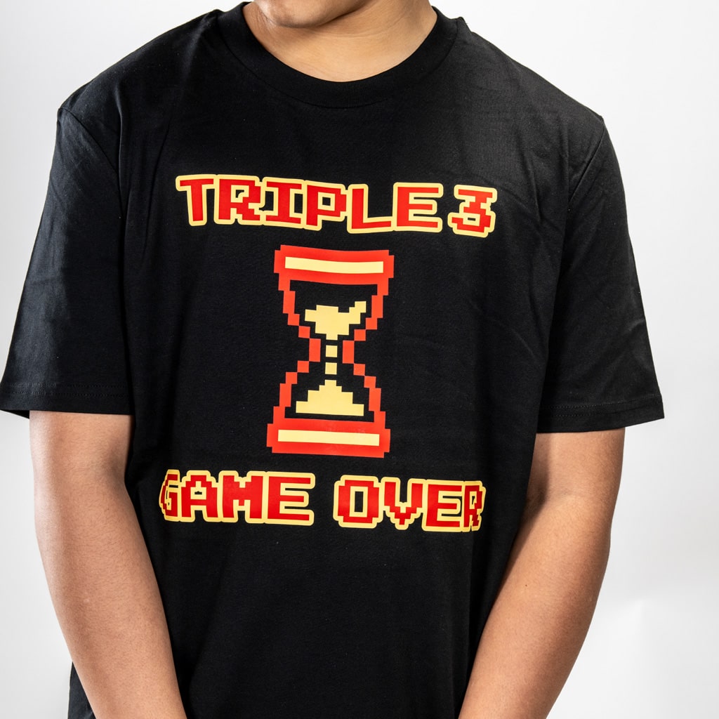 Black Retro Gaming skate t shirt